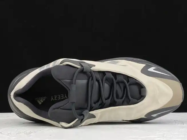 Boost Yeezy FY3729 MNVN Adidas 700 Bone 0514
